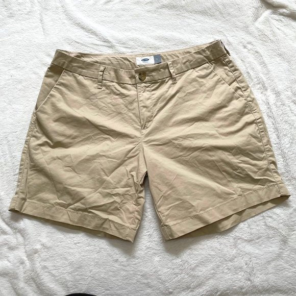 Old Navy Shorts - Picture 1 of 3